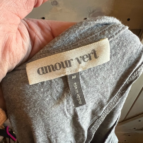 Amour Vert Split Back Muscle Tank - Picture 2 of 6